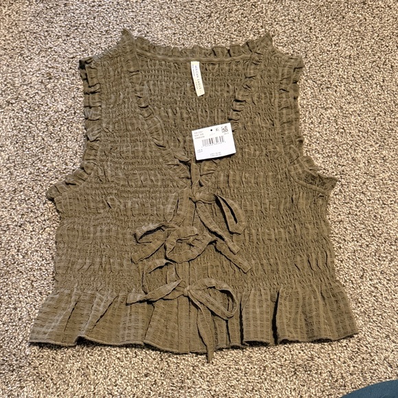 American Eagle Outfitters Tops - American Eagle Outfitters Olive Green Smocked Tie-Front Camisole